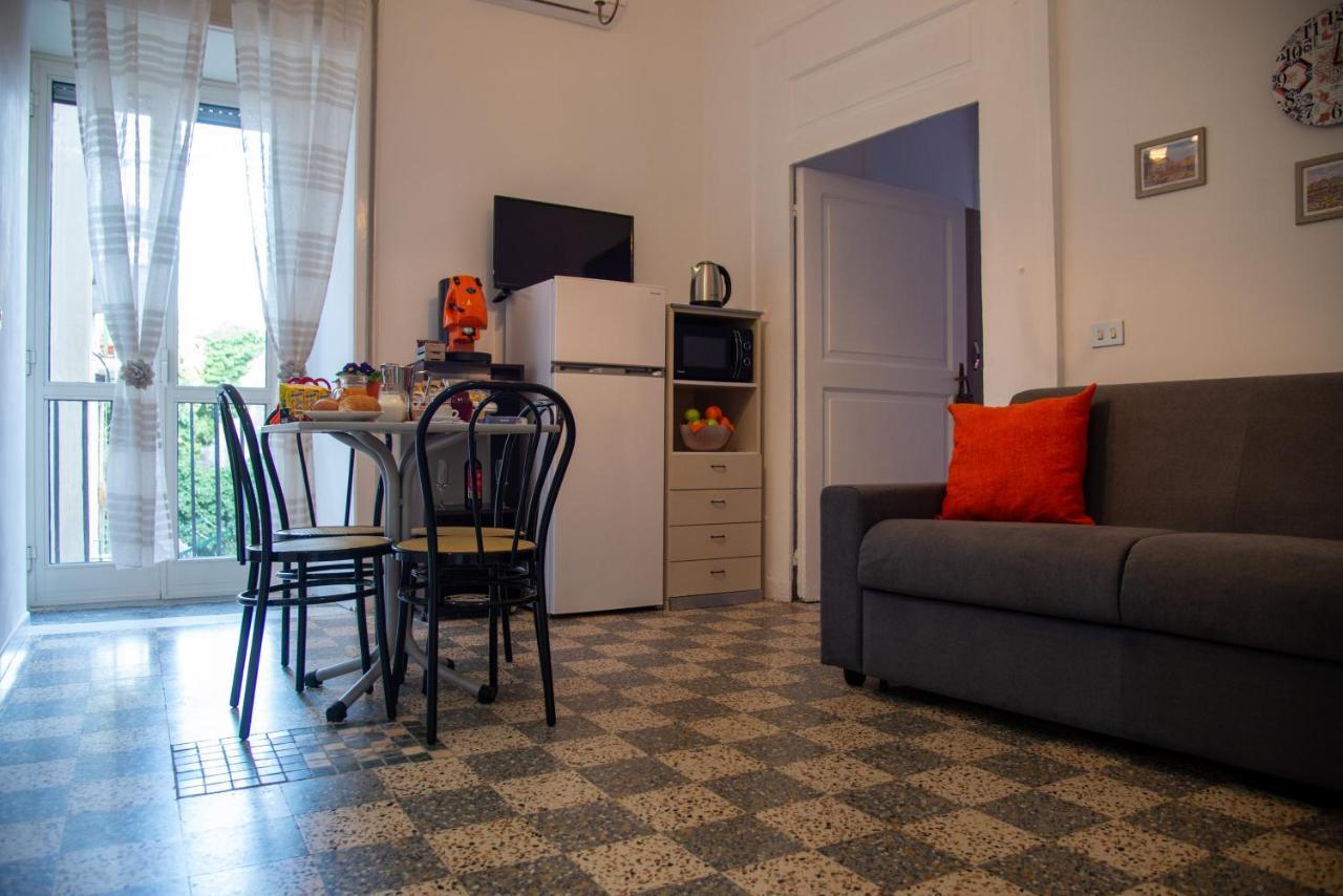 Domus Anticaglia By Domusextra Appartement Napels Buitenkant foto